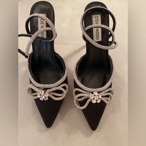 Steve Madden Viable black heels